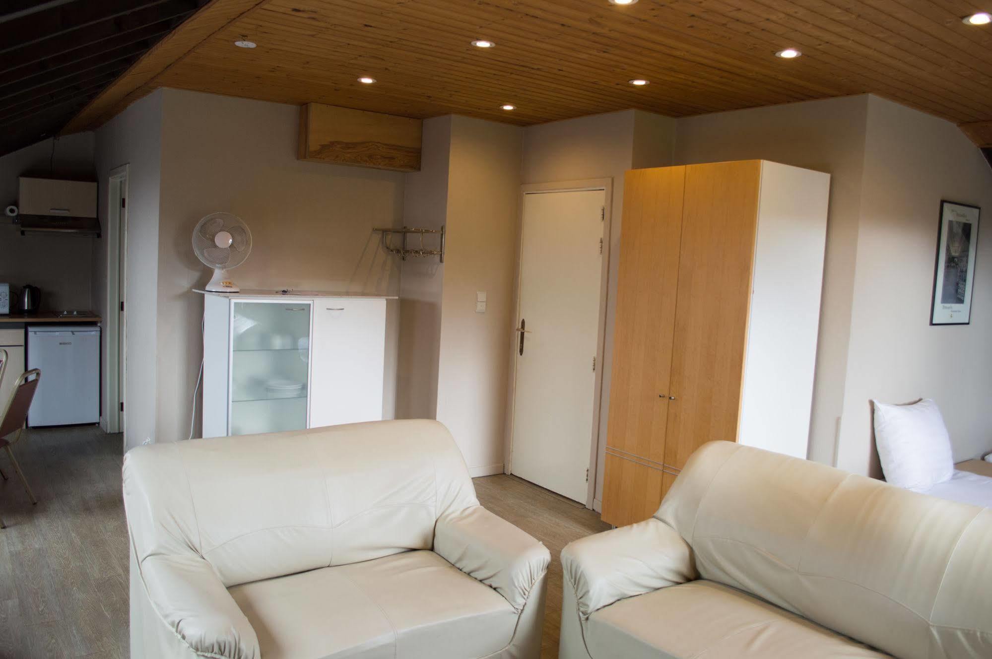 Inn Sleep & Go Brussels South 2*
